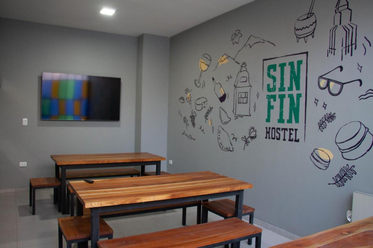 Sin Fin Hostel Mendoza Bagian luar foto