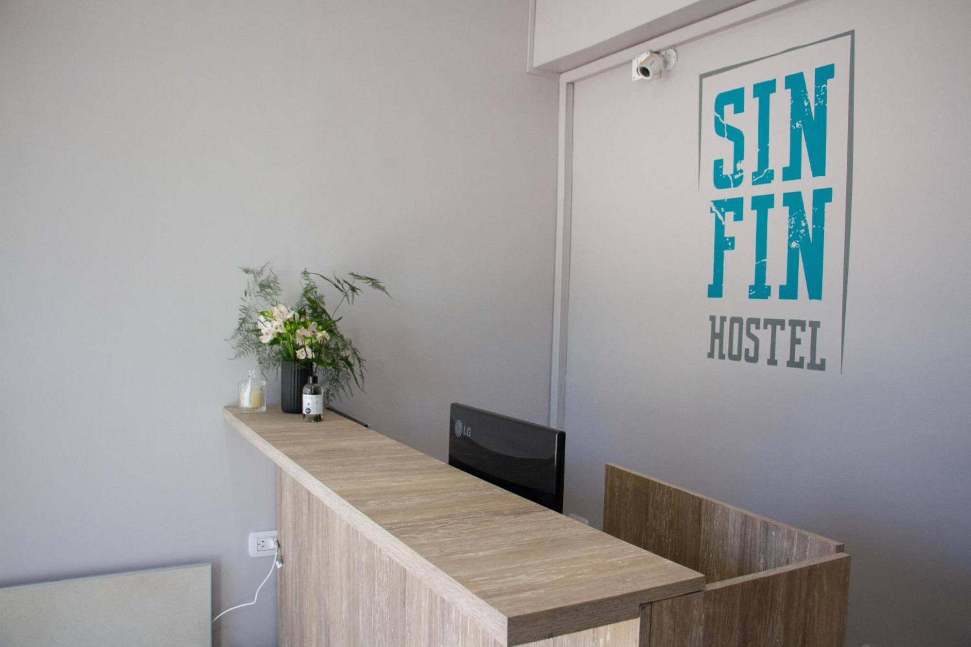 Sin Fin Hostel Mendoza Bagian luar foto