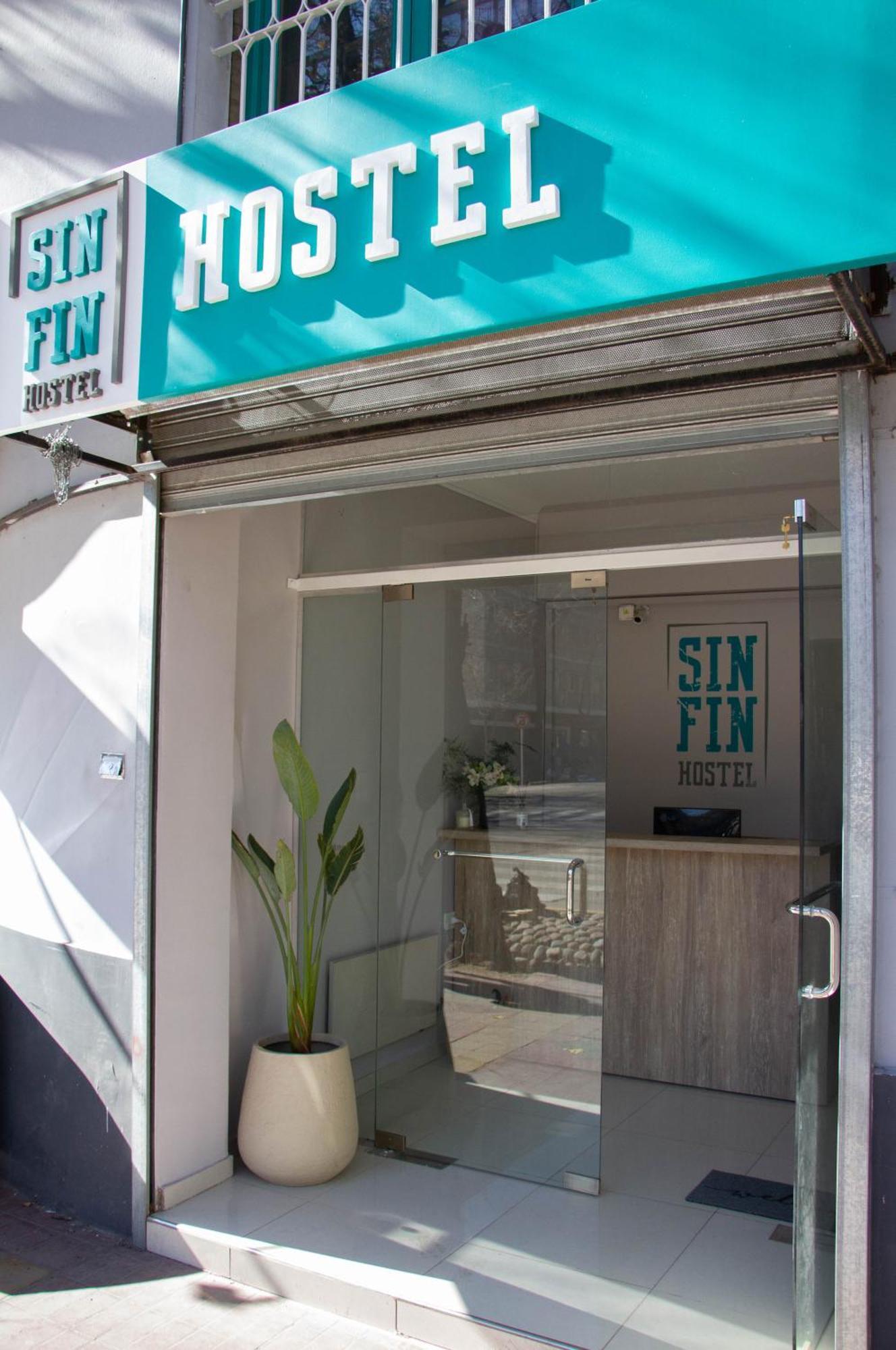 Sin Fin Hostel Mendoza Bagian luar foto