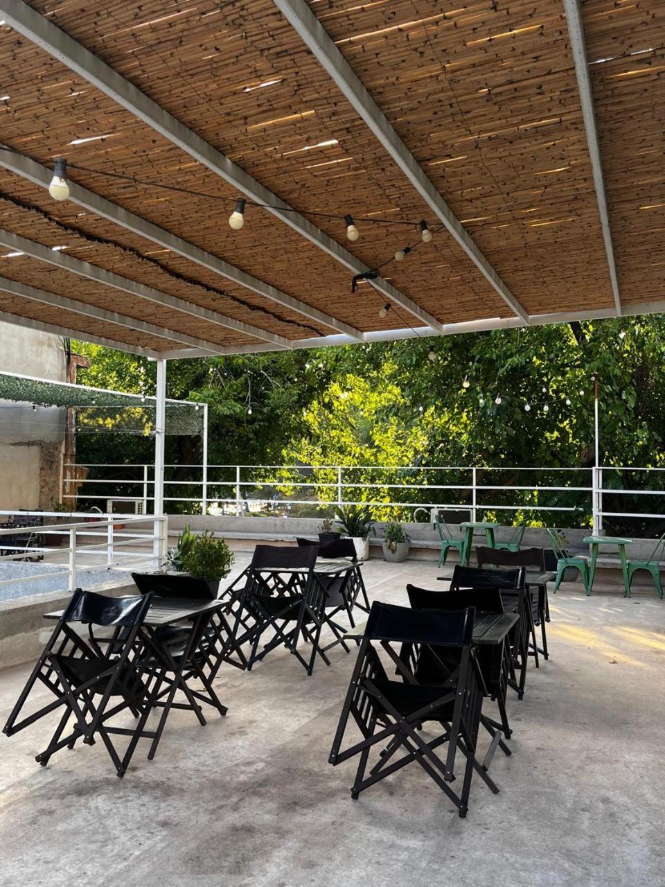 Sin Fin Hostel Mendoza Bagian luar foto