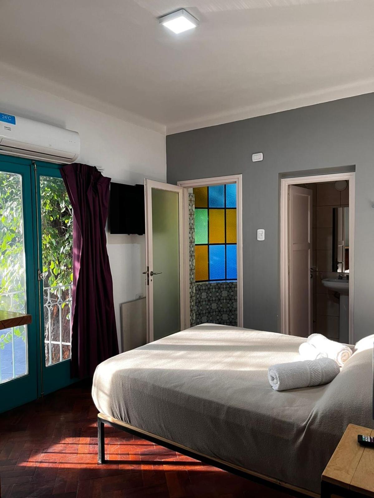 Sin Fin Hostel Mendoza Bagian luar foto