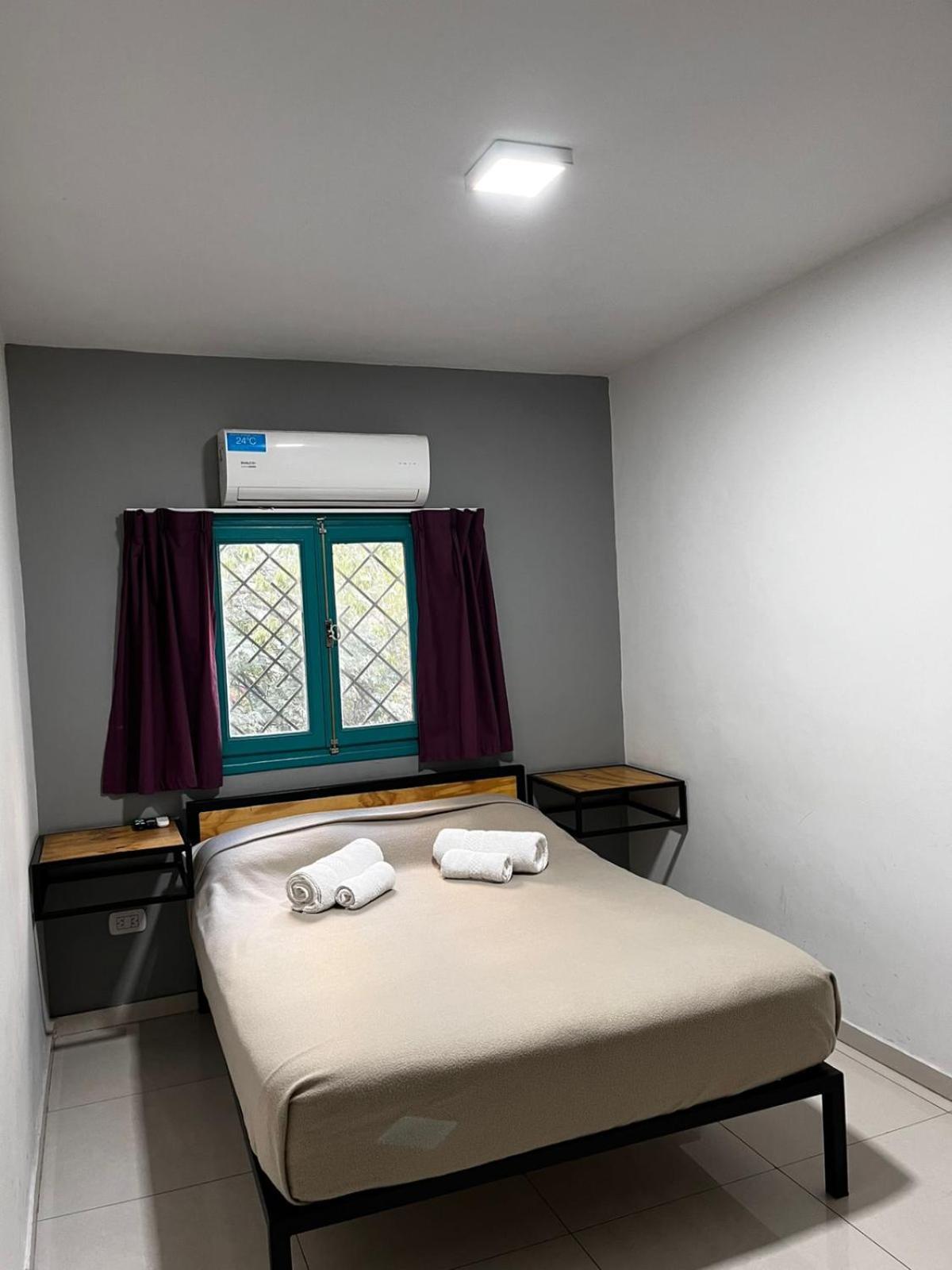 Sin Fin Hostel Mendoza Bagian luar foto