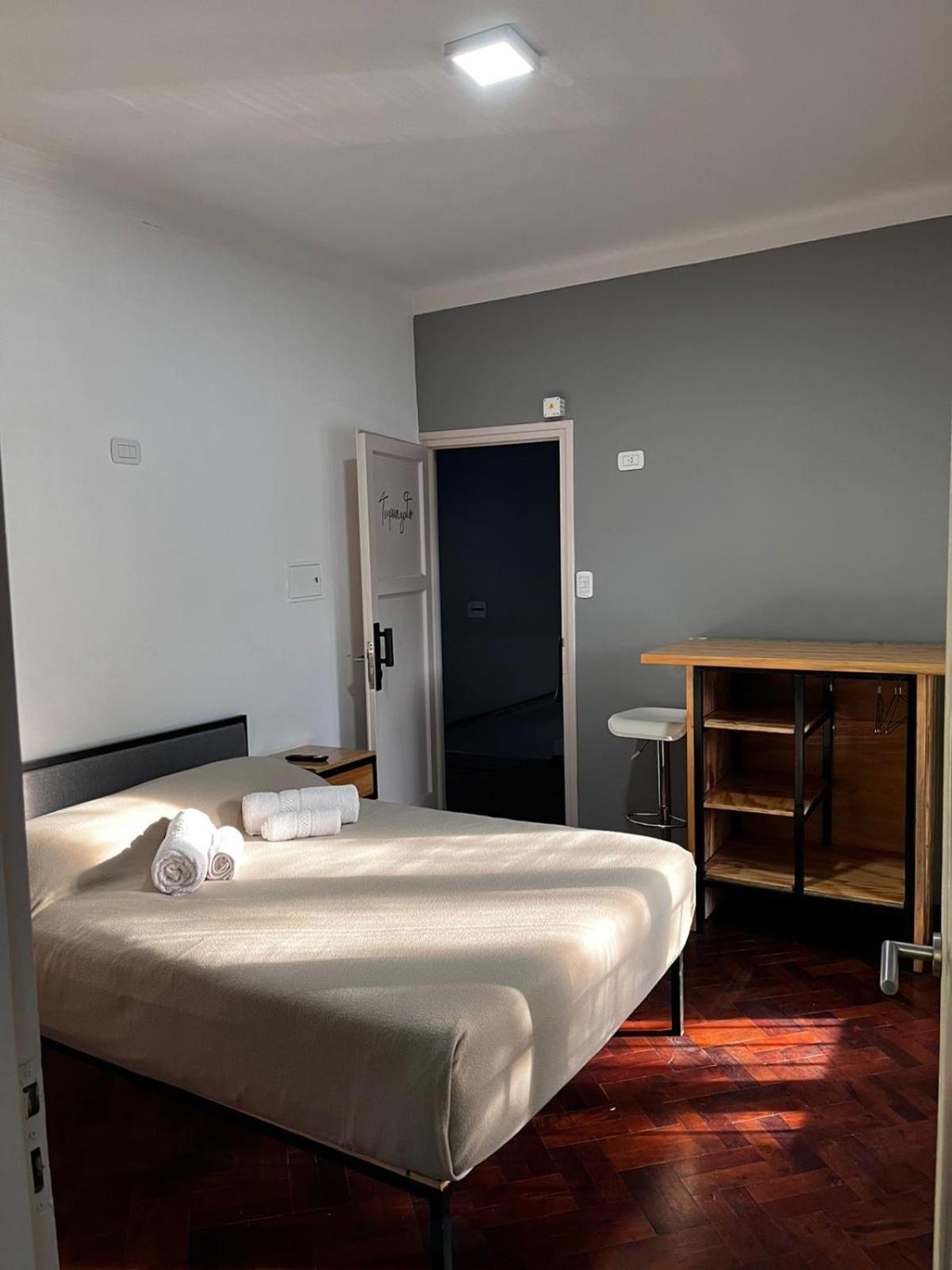 Sin Fin Hostel Mendoza Bagian luar foto